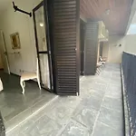 Confortável Apto.Com Piscina para 8 pessoas-Ubatuba-Enseada